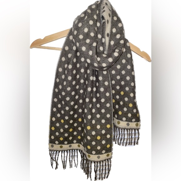 V. Fraas Cashmink Women’s Polka Dot Fringe Scarf Shawl One Size-PreOwned - Picture 1 of 8